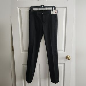 2 FOR 1 - Uniqlo straight black dress pants - size 2